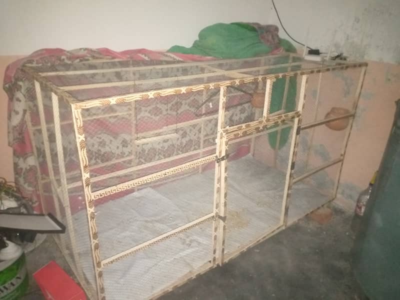 Hen and patots cage small time use good condition  6000 6