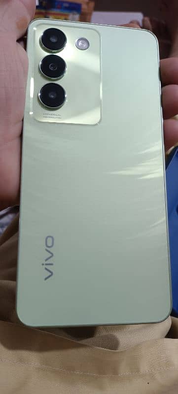 vivo y100 8+8+256 2