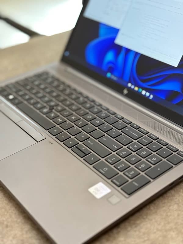 Hp ZBook Firefly G7 Core i7 10Th Gen 3