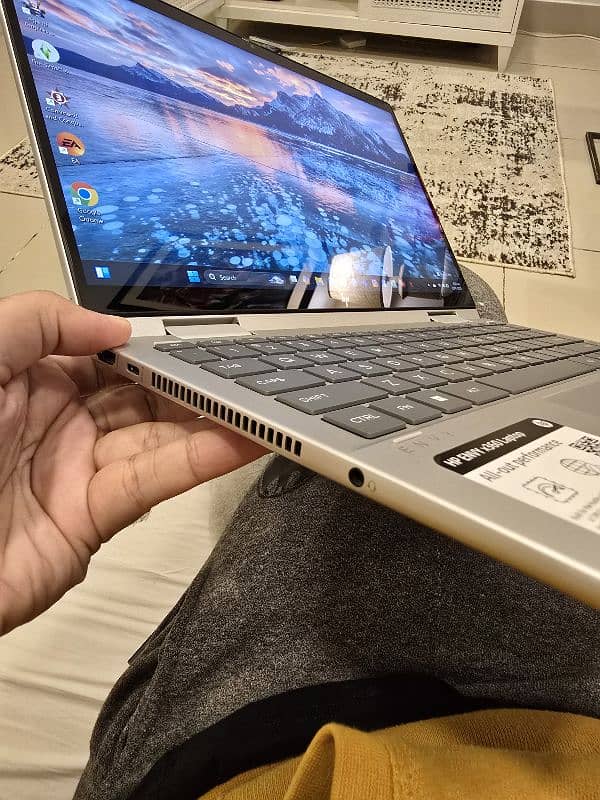 HP ENVY x360 14 inch 2 in 1 2