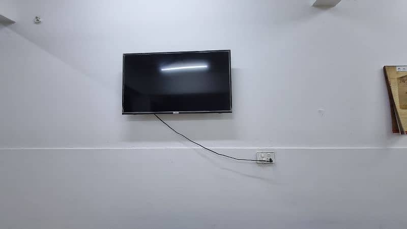 TCL led smart tv for sale 0