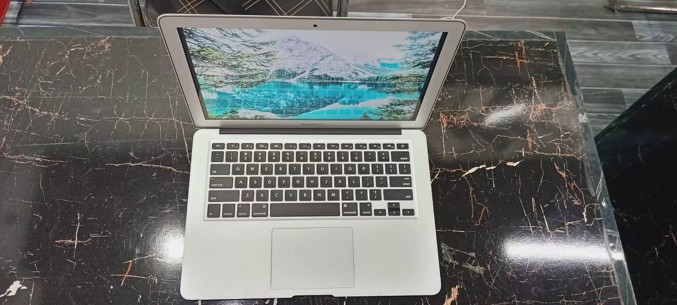 Apple MacBook Air Core i5 2017 2