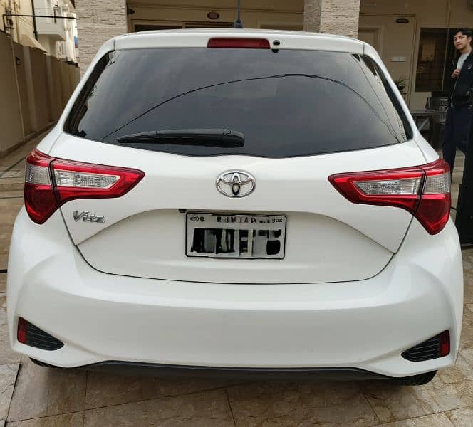 Toyota Vitz 2019 4