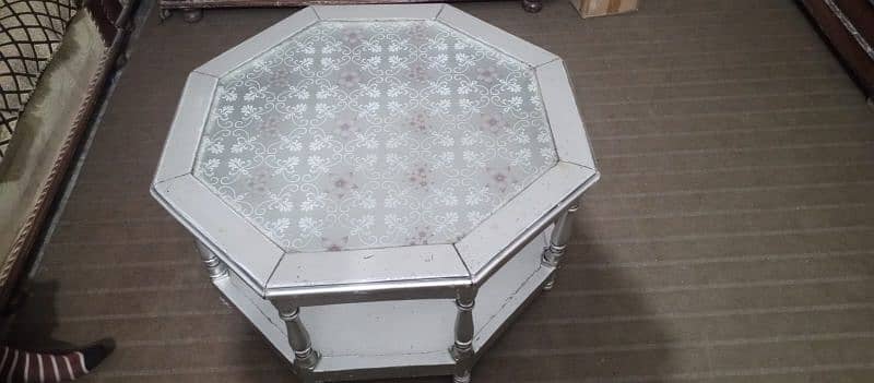 Hexagonal table good to use and looks very nice 0