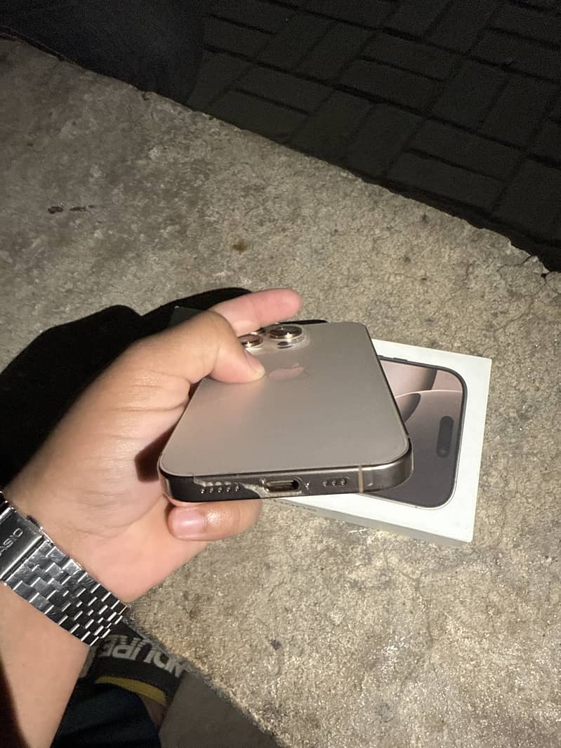 IPHONE 16 pro Jv 1TB 3