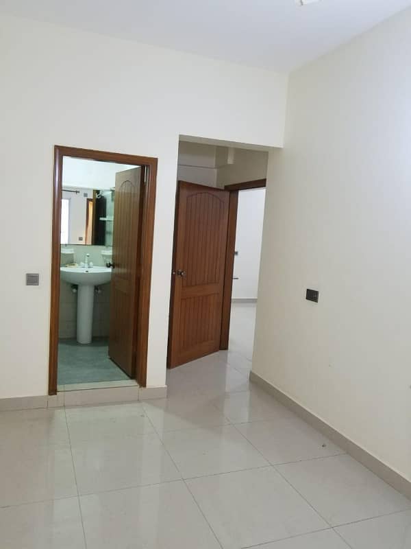 Apartment For Sale 3 Bed with Attached Bathroom Drawing Dining Room TV lounge Kitchen Fully Renovated 1st Floor with Lift DHA Phase 6 Bukhari Commercial 3