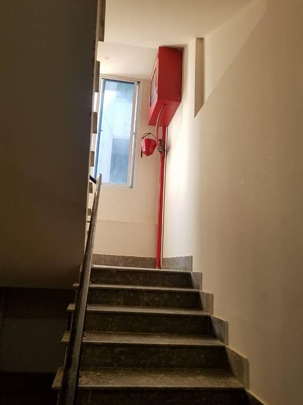 Apartment For Sale 3 Bed with Attached Bathroom Drawing Dining Room TV lounge Kitchen Fully Renovated 1st Floor with Lift DHA Phase 6 Bukhari Commercial 7