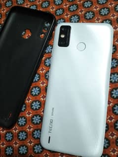 Tecno spark 6Go