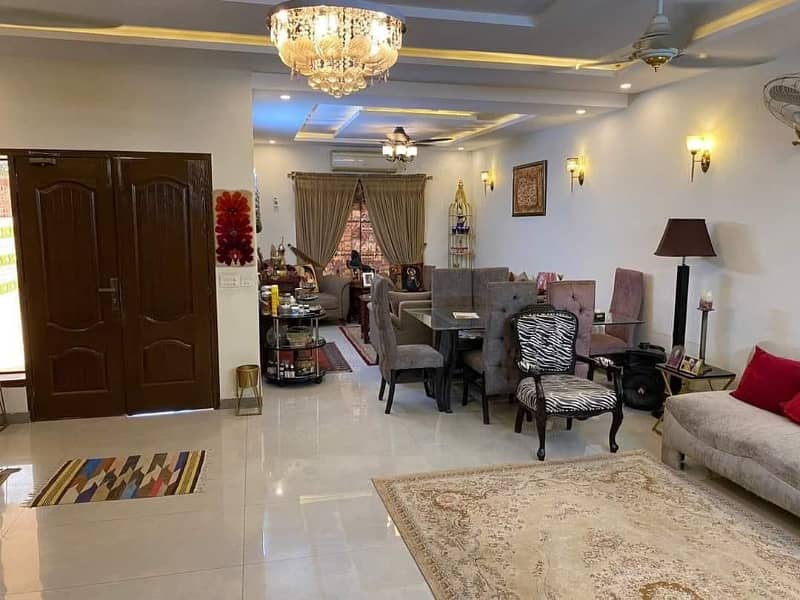 1 Kanal DD Block Full Basement Super Out House Prime Hot For Sale dha Phase4 4