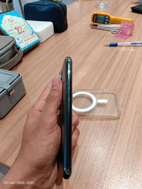 iPhone 11 Pro 64gb non pta battery 70 exchange possiable 4