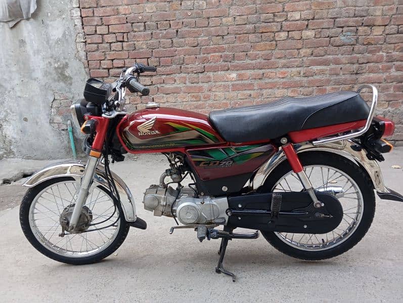 Honda CD70 8