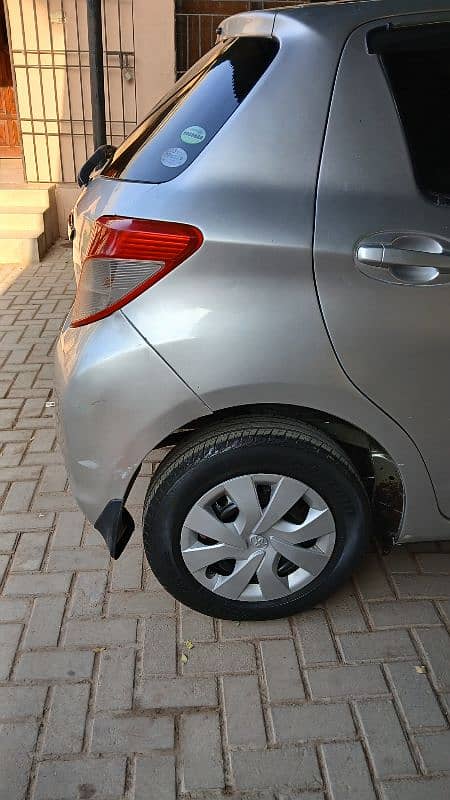 Toyota Vitz 2013 5