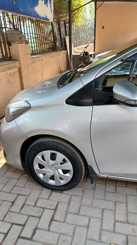 Toyota Vitz 2013 7