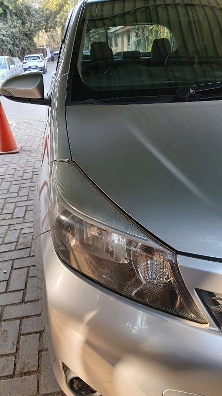 Toyota Vitz 2013 9