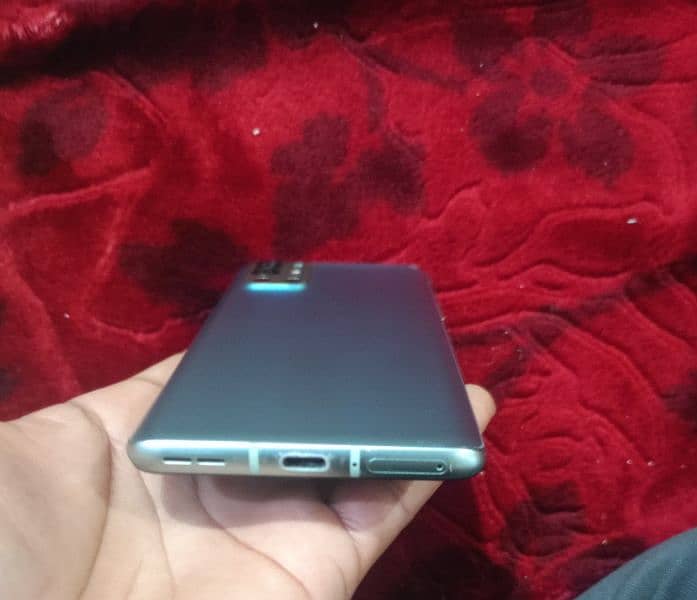 OnePlus 9r non PTA 3