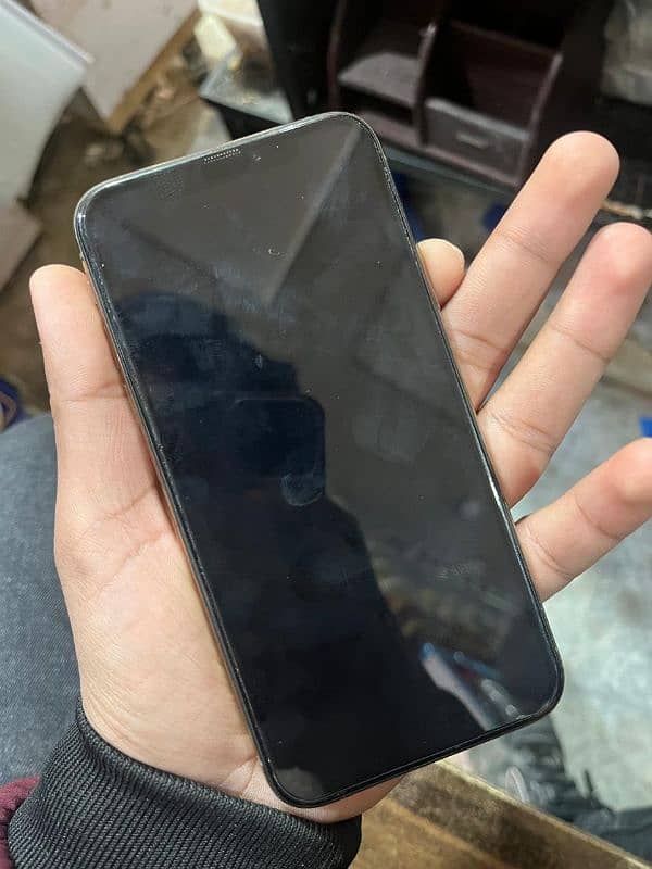 I phone xs non pta for urgent sale water pack 1