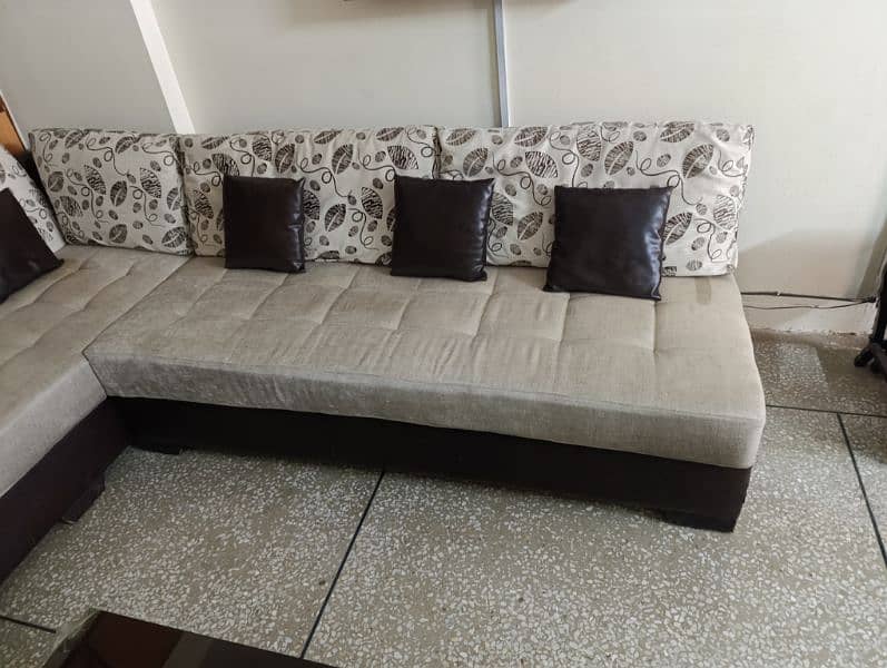 L Shaped Sofa Set (6 Seater) 1