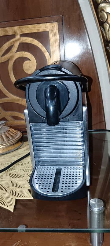 Nespresso magimix coffee machine. . 5