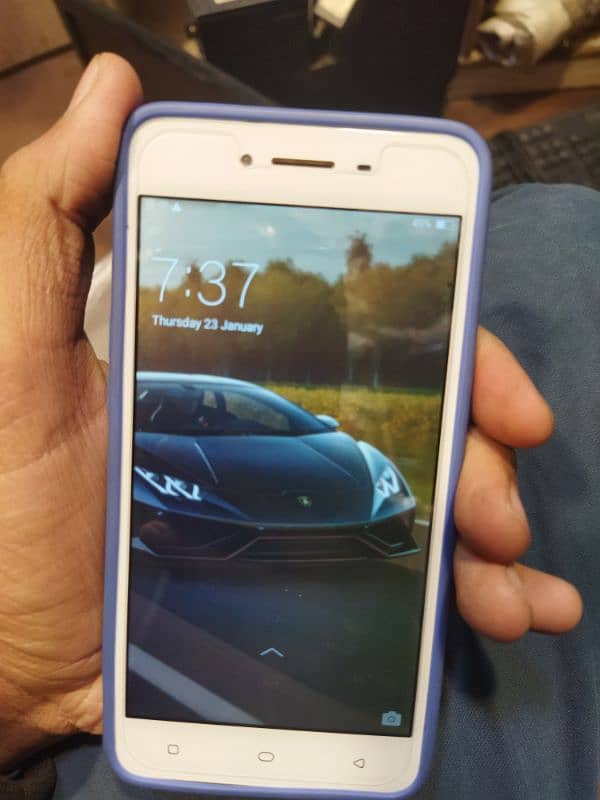 oppo a37 2 16gb good candtion 4g 2sim chalti ha arjent sale 3