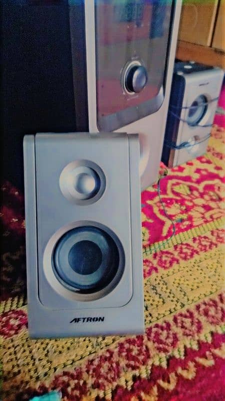 AFTRON original speakers 5