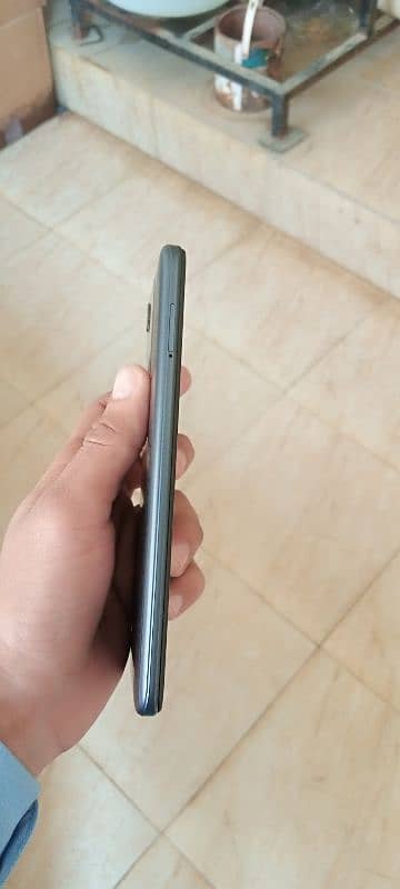 Tecno sprake 8c 4