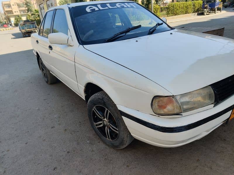 Nissan Sunny 1992 1