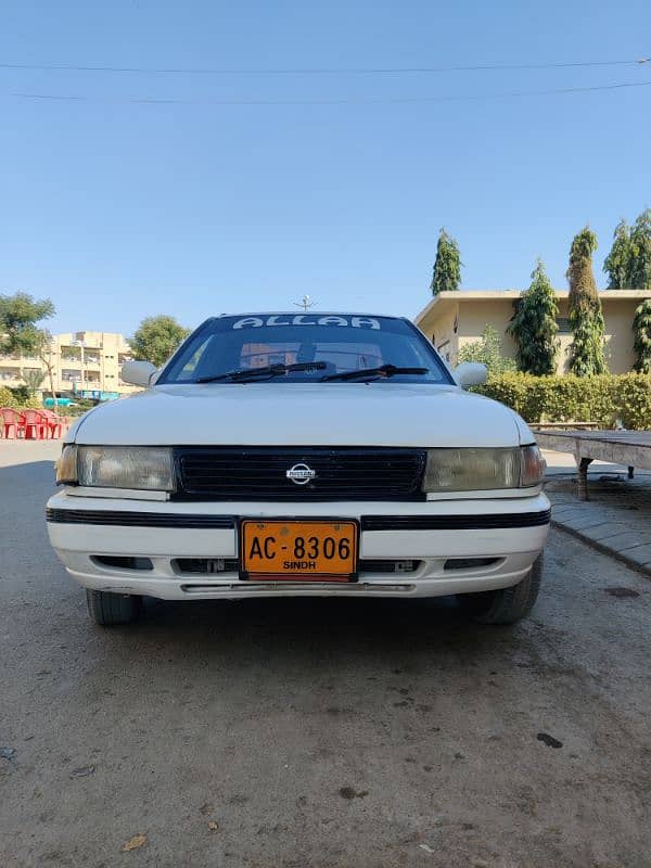 Nissan Sunny 1992 10