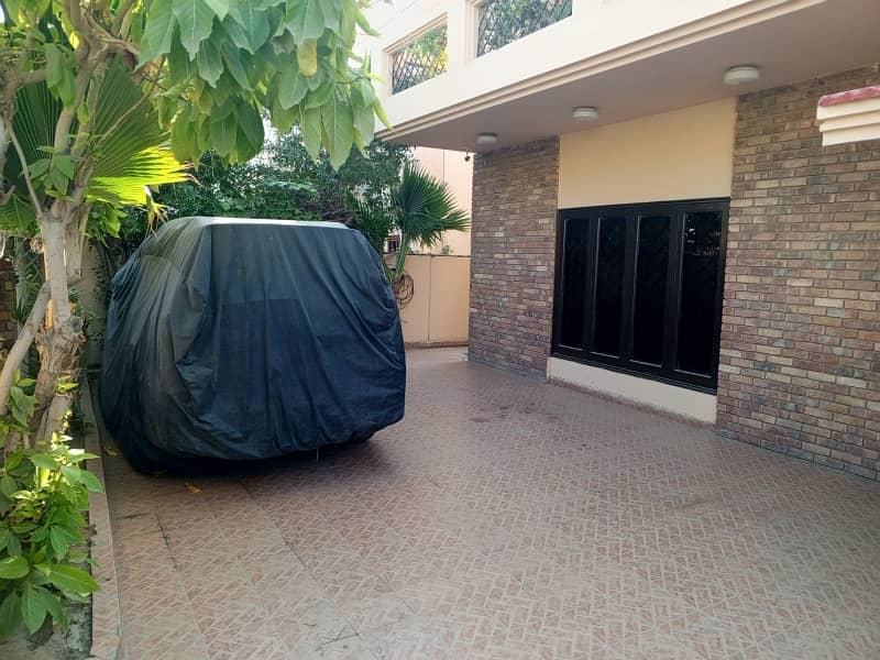 DHA Bungalow 500 Yards Phase 7 For Sale Owner Built 6