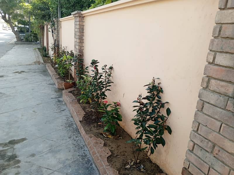 DHA Bungalow 500 Yards Phase 7 For Sale Owner Built 10