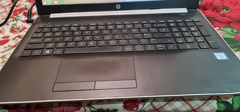 HP i7 ! 7th Gen Laptop, 8GB ram, 256 m. 2 SSD 1