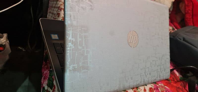 HP i7 ! 7th Gen Laptop, 8GB ram, 256 m. 2 SSD 4