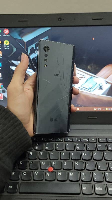 LG Velvet 5G gaming phone and camera phone 4