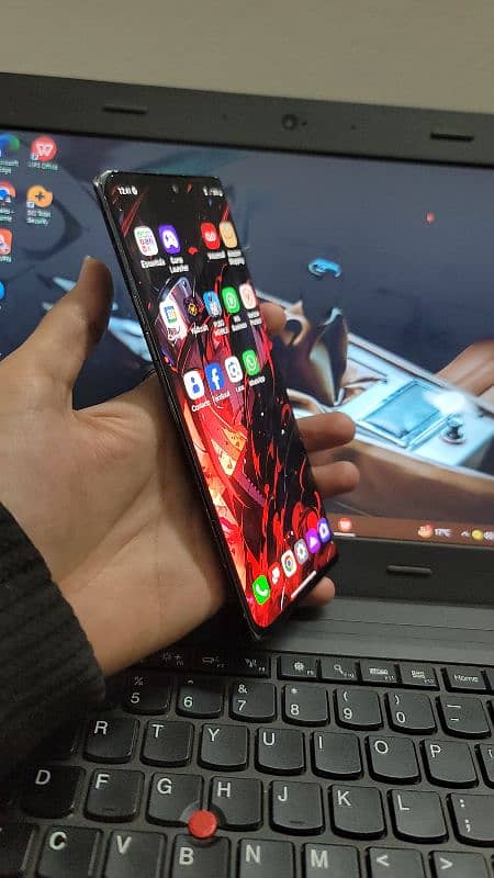 LG Velvet 5G gaming phone and camera phone 9