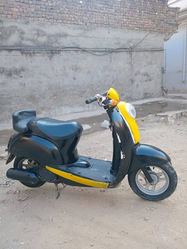 SCOOTY for sale 4