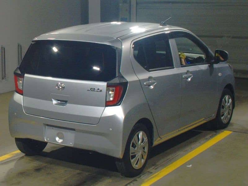 Daihatsu Mira 2021 2