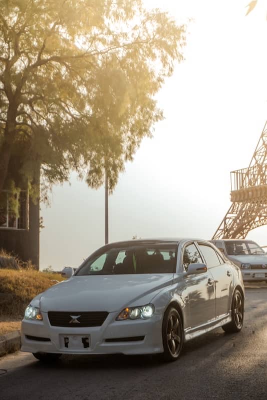 Toyota Mark X 2005 0