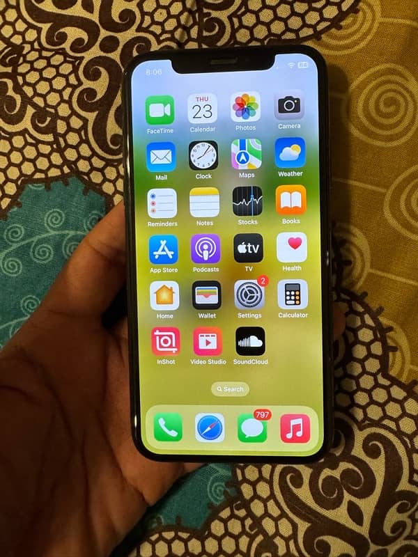 iPhone XS 256gb pta approved 1