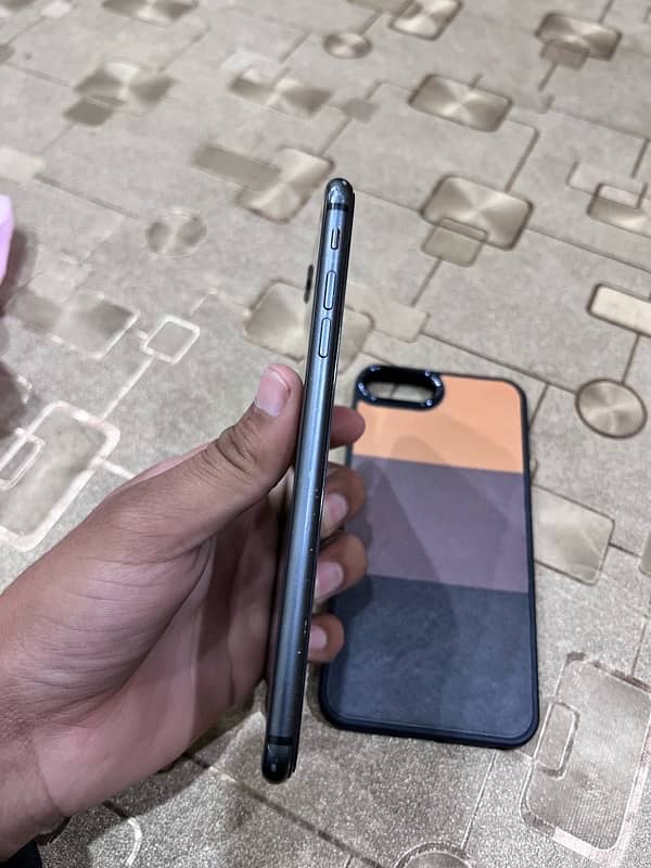 i phone 8 plus Official Pta Approved 4