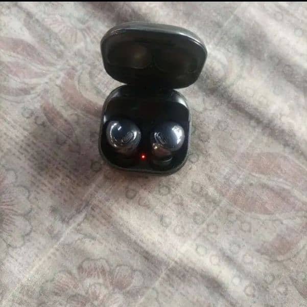 earbud pro 1