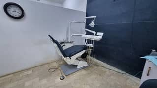 Dental unit / Dental Chair with compressor