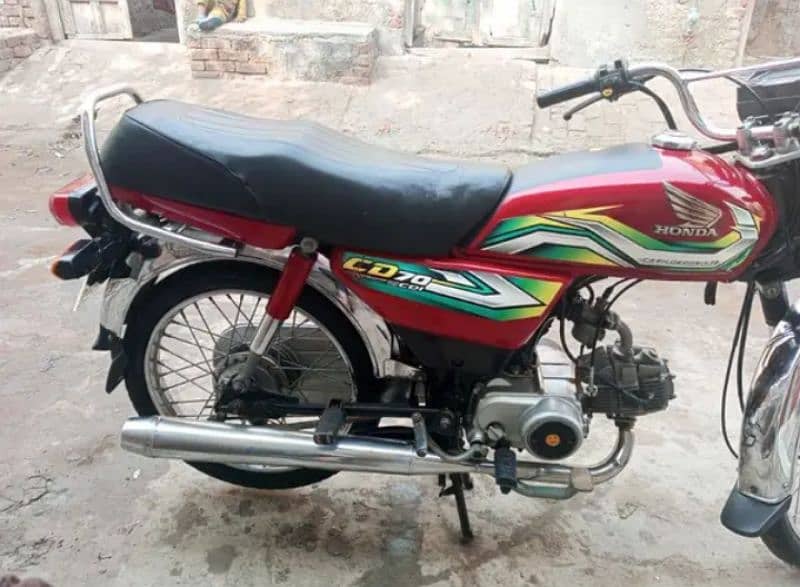 23 model 70cc motor bike new 10/9 condition 1