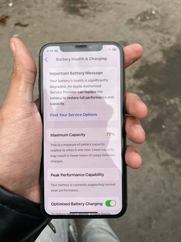 iPhone xs nonpta 64 GB 77 battery health 3