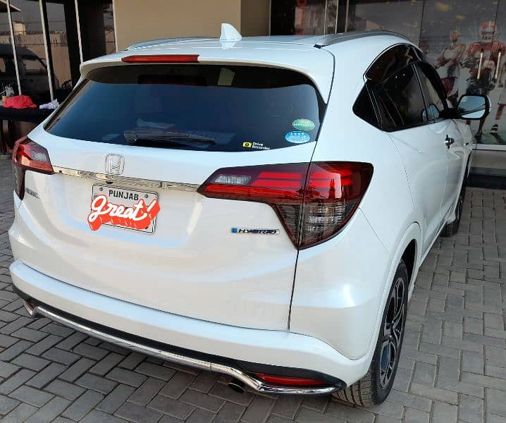 Brand New - Honda Vezel 2019 4