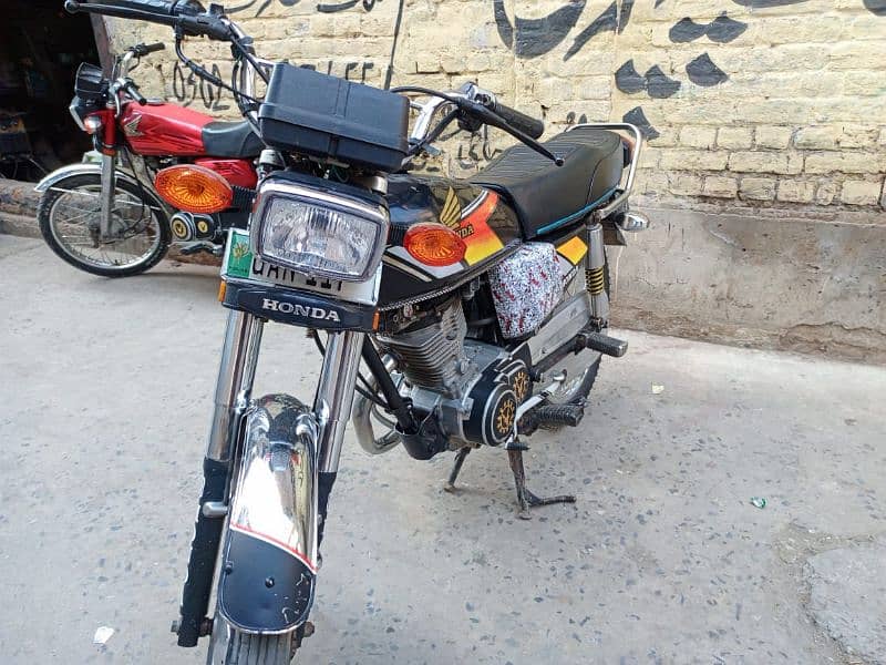 Honda 125 2015 Lush Condition 2