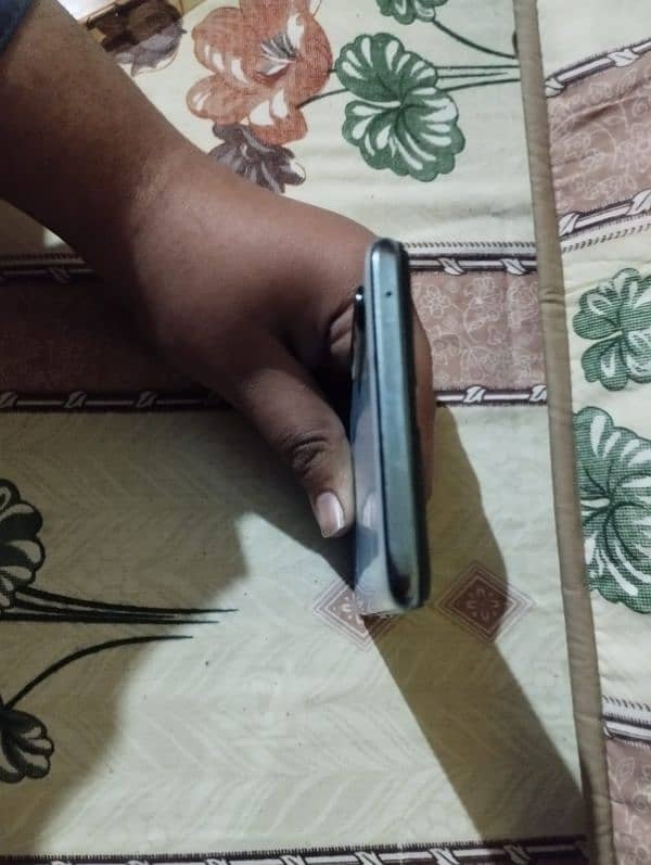 Oppo F15 8/128 GB 10/10 condition urgent sell 4