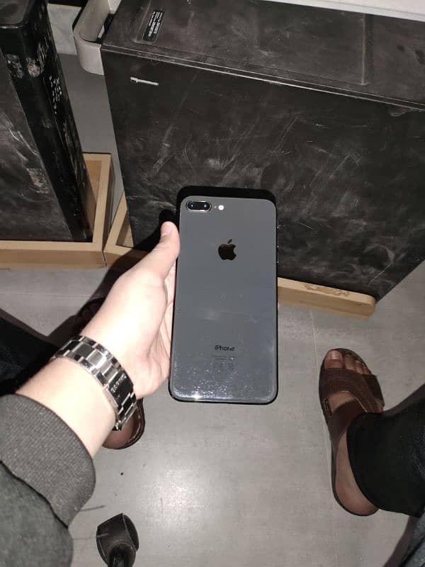 Iphone 8 Plus PTA APPROVED 64GB 1