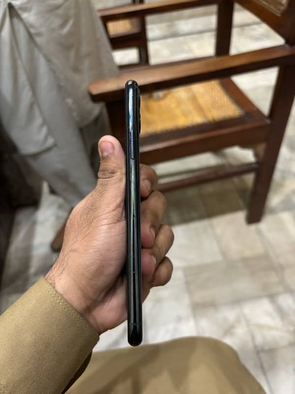 iPhone 11 Pro Max PTA Approved 3