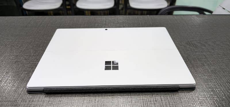 Microsoft surface pro 6 Core i5 8th generation 3