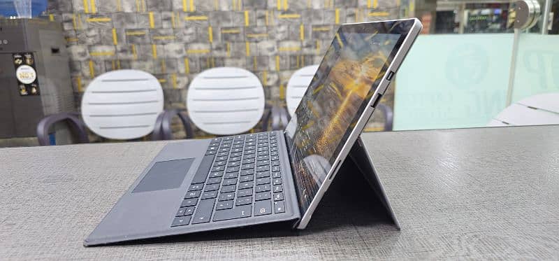 Microsoft surface pro 6 Core i5 8th generation 16