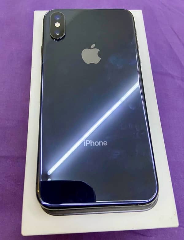 iPhone XS black 0